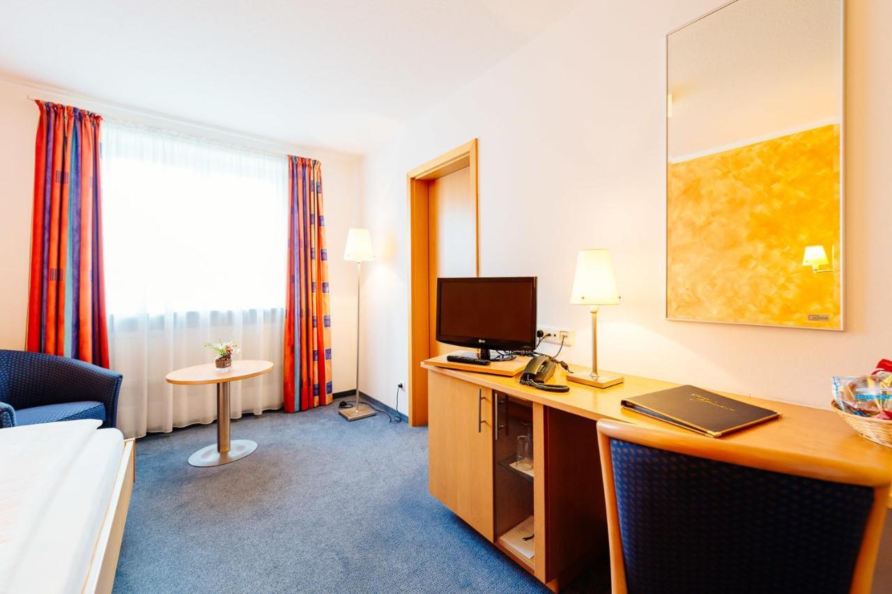 Hotel Graf Lehndorff Zur Messe Múnich Exterior foto